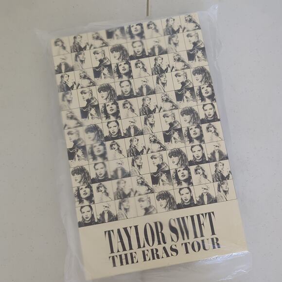 Taylor Swift Eras Tour VIP Merch Box Official Concert London 2024 Poster Bag Etc - Picture 6 of 12